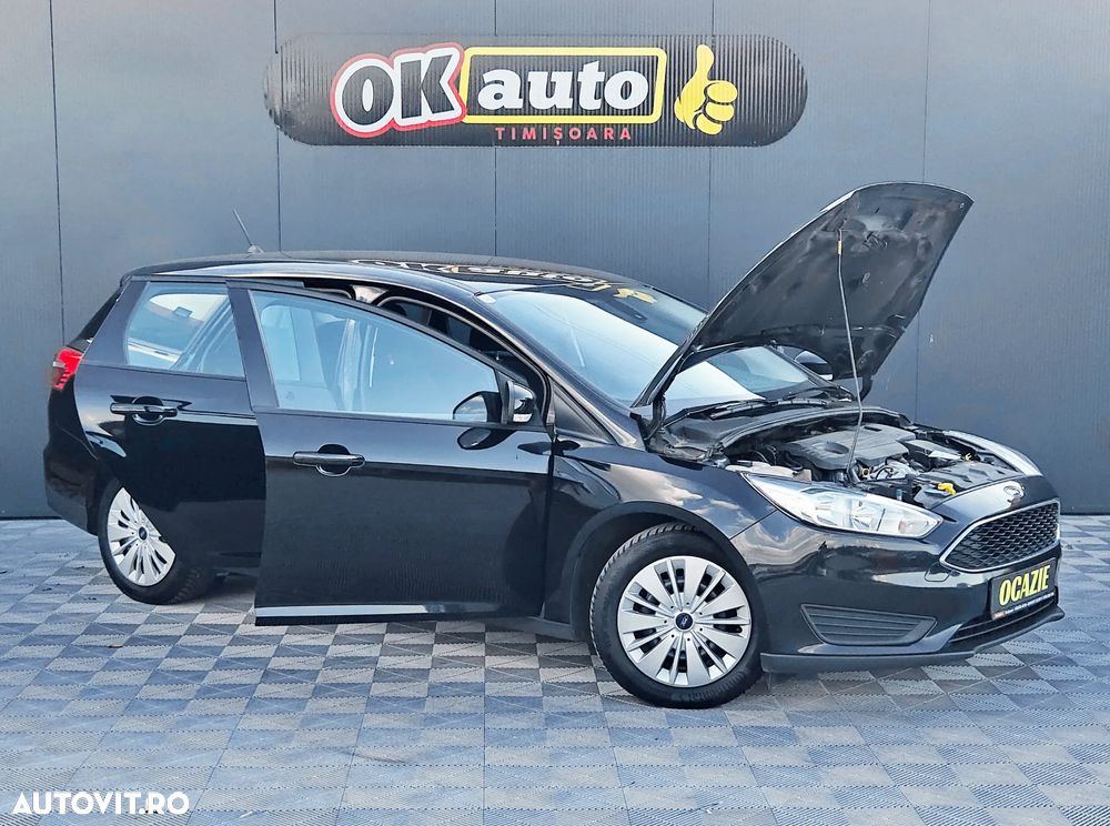 Ford Focus - 25