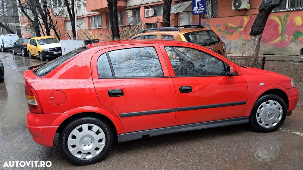Opel Astra - 1