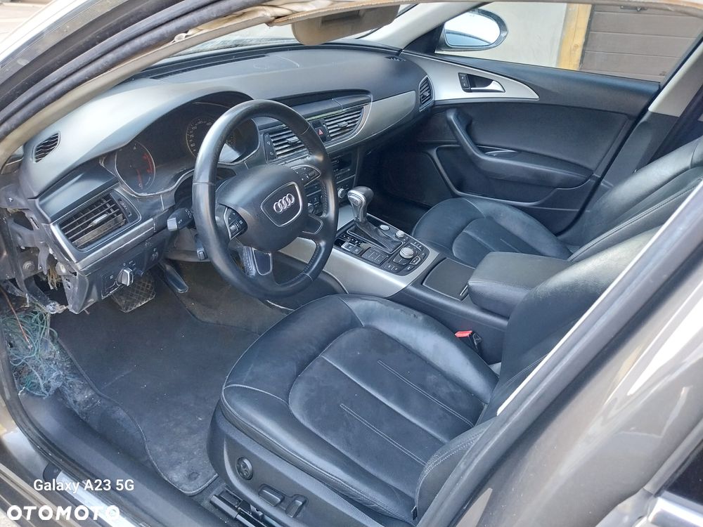 Audi A6 - 6
