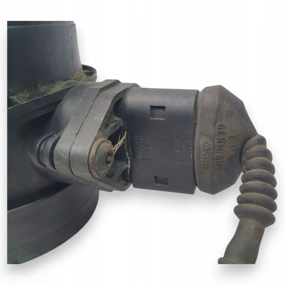 PRZEPŁYWOMIERZ VW Tiguan I Golf V Audi A3 A4 2.0 TDI 0281002461 074906461B - 11