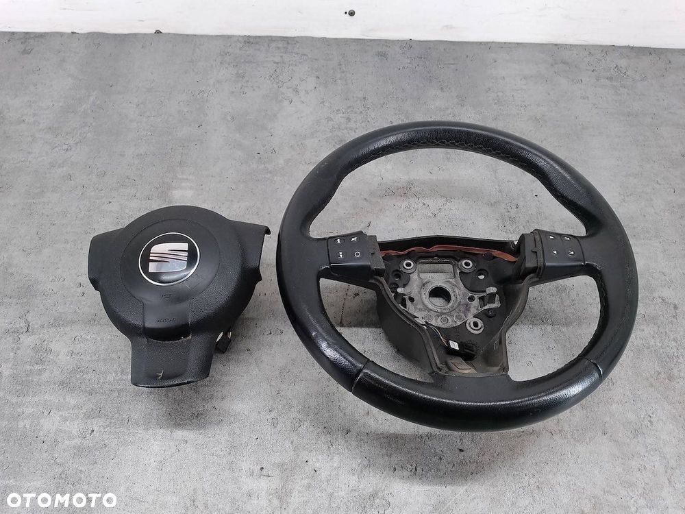 KIEROWNICA Z PODUSZKĄ SEAT TOLEDO III CV300552XXN W05P0880201K - 1