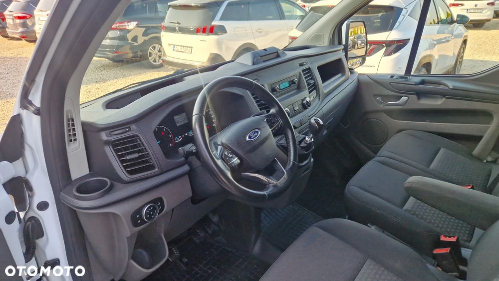 Ford TRANSIT CUSTOM - 12