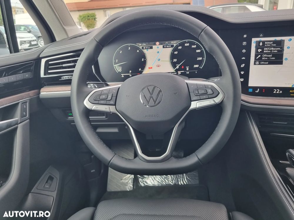 Volkswagen Touareg - 19