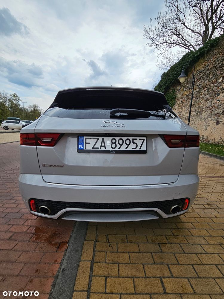 Jaguar E-Pace 2.0 i4D AWD R-Dynamic - 8