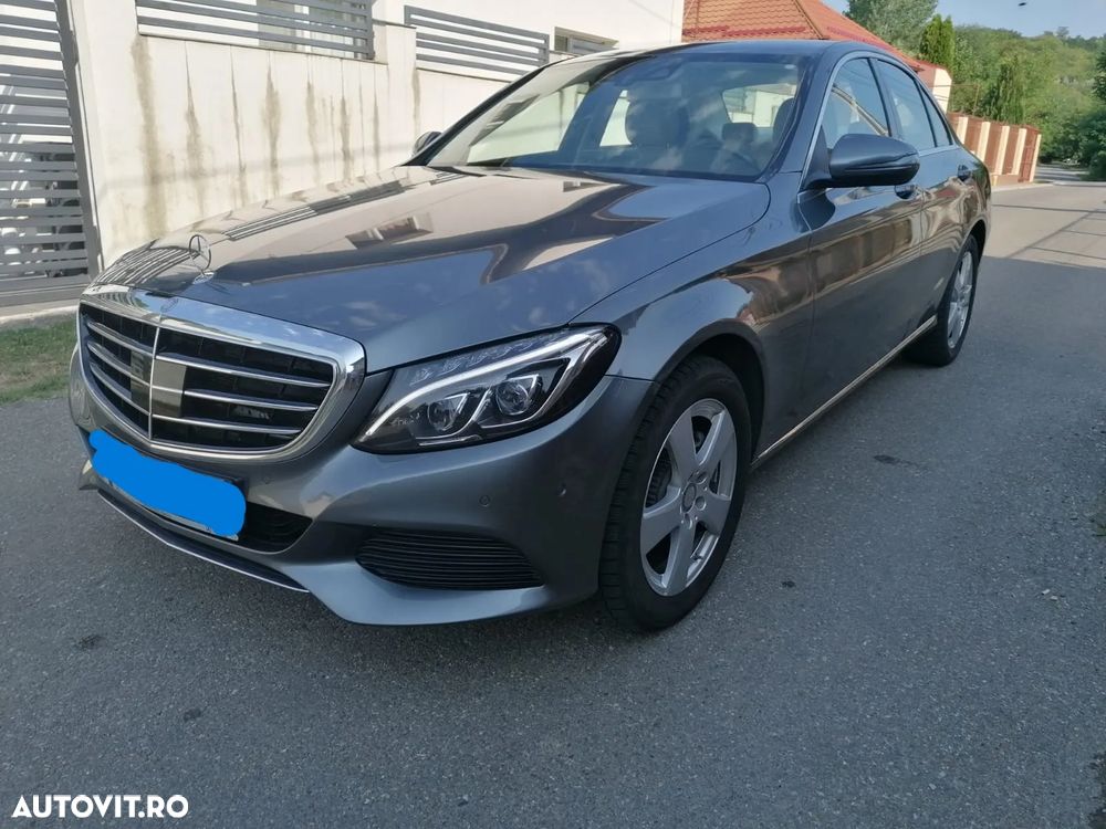 Mercedes-Benz C 220 d 4Matic 9G-TRONIC Exclusive - 3