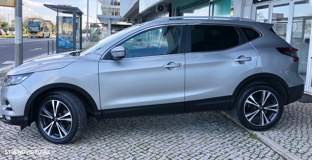 Nissan Qashqai 1.5 dCi N-Connecta DCT - 3