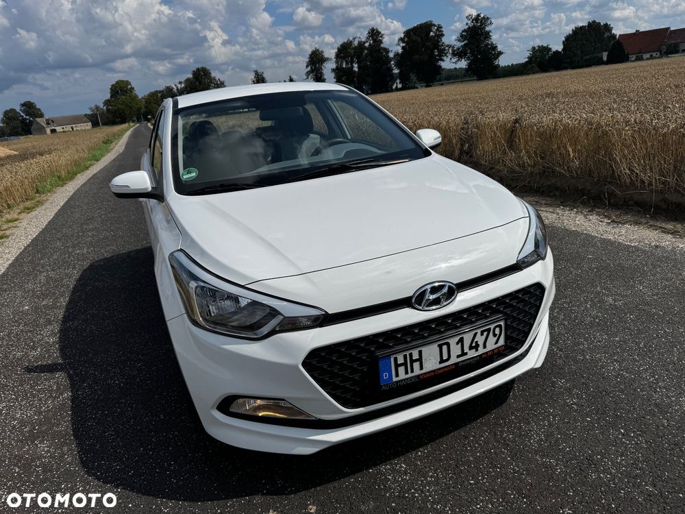 Hyundai i20 - 13
