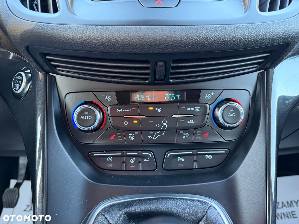 Ford Kuga 1.5 EcoBoost 2x4 Titanium - 33