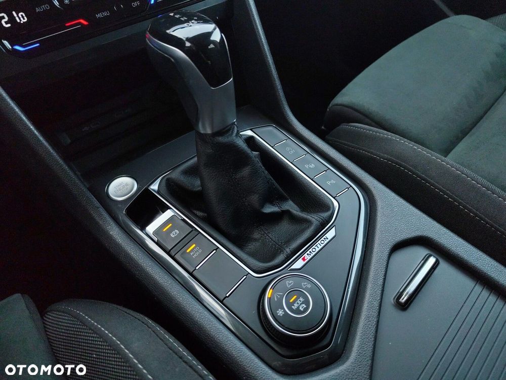 Volkswagen Tiguan Allspace 2.0 TDI 4Mot Elegance DSG - 24