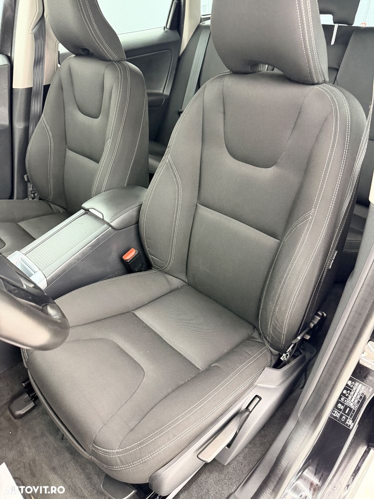 Volvo XC 60 D3 Kinetic - 13