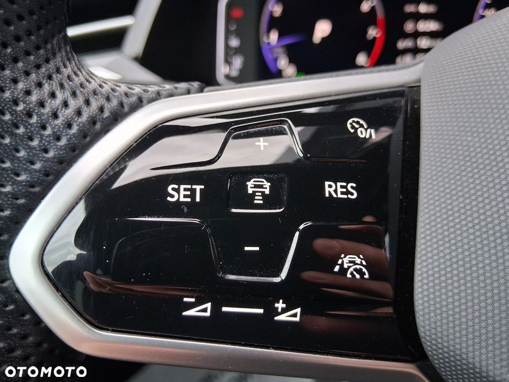 Volkswagen Arteon 2.0 TSI R-Line DSG - 22