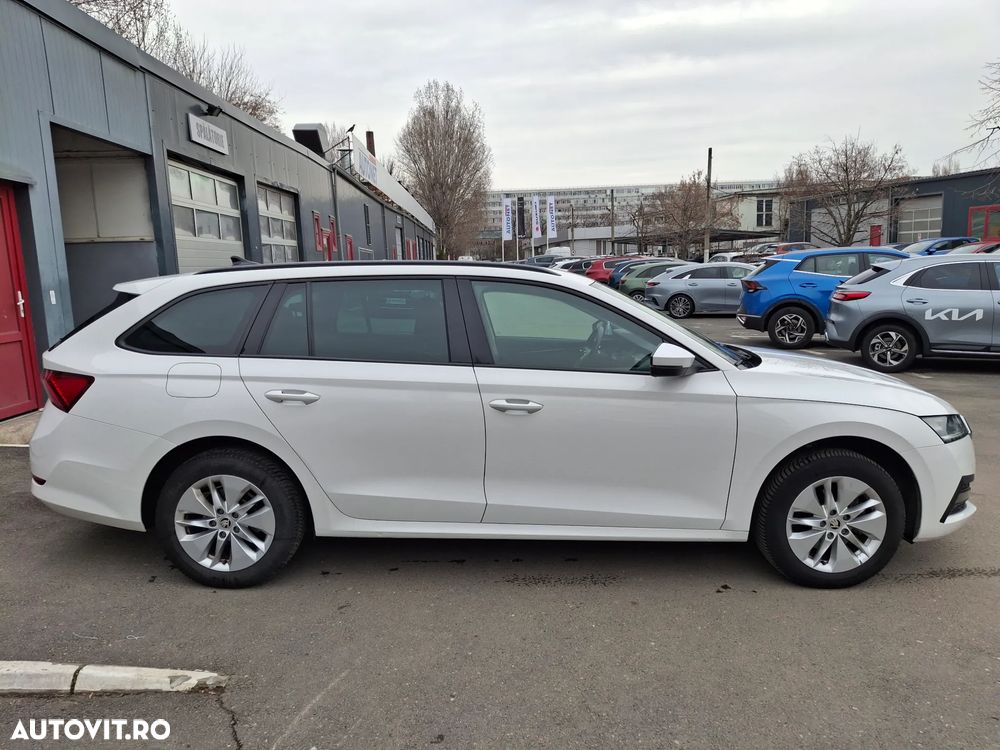 Skoda Octavia 2.0 TDI DSG Style - 4
