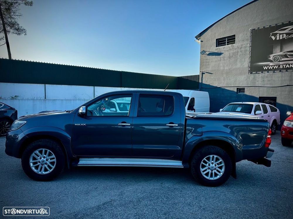 Toyota Hilux 2.5 D-4D 4WD CD - 4