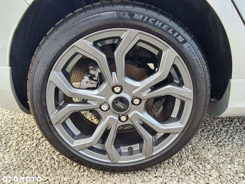 Ford Fiesta 1.1 ST-Line - 36