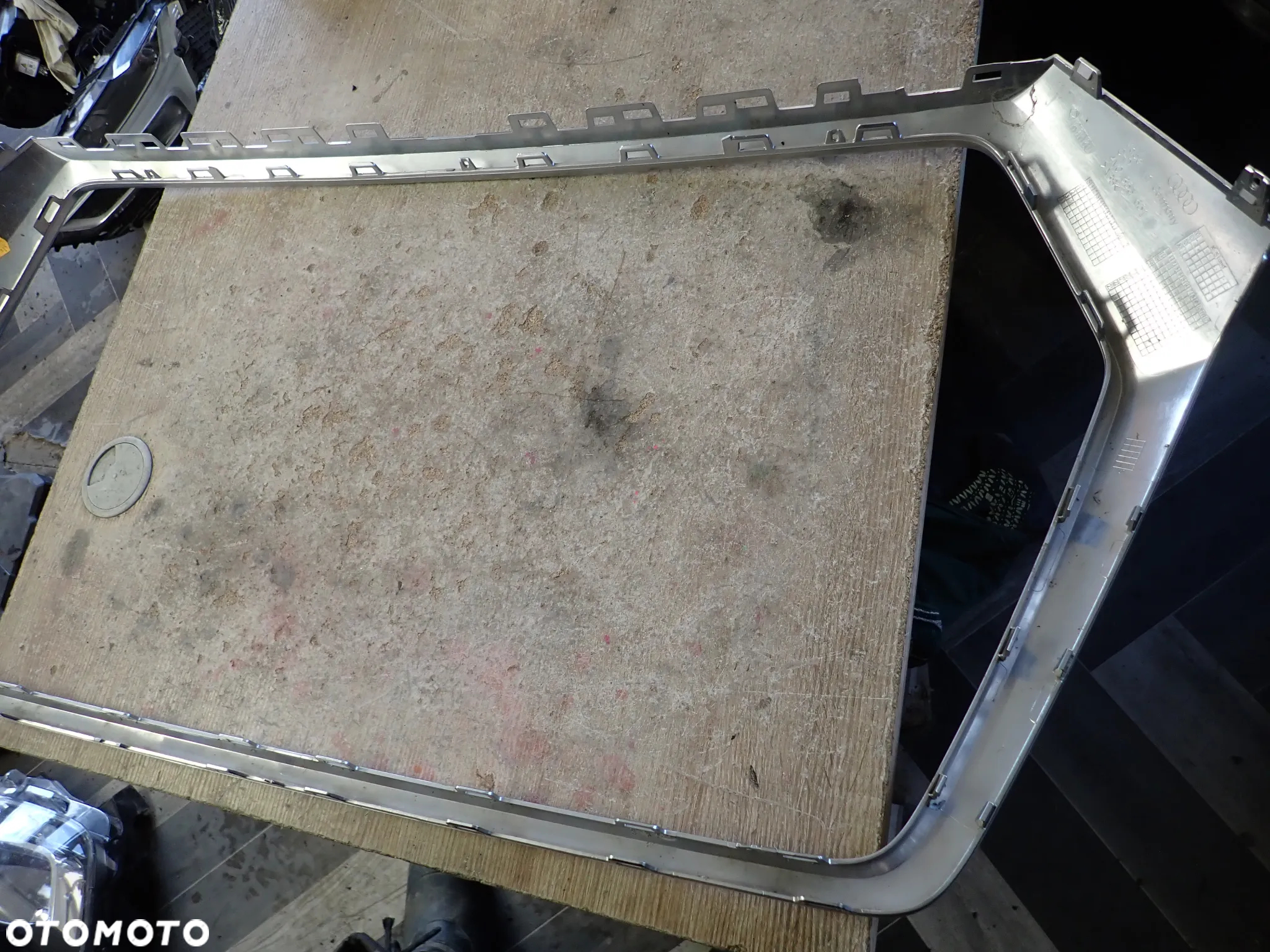 AUDI Q7 LIFT 4M0853651 RAMKA GRILLA - 6