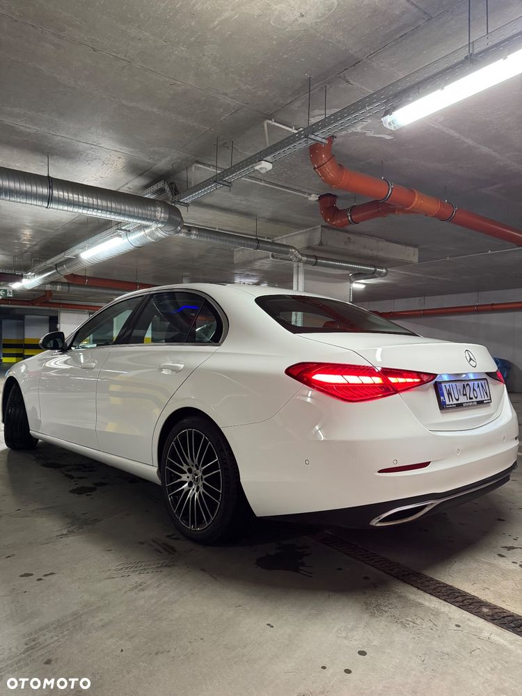 Mercedes-Benz Klasa C 180 9G-TRONIC - 9