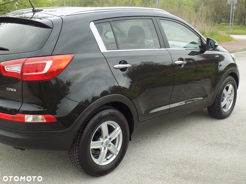 Kia Sportage 2.0 CRDI 4WD Automatik Dream-Team Edition - 11