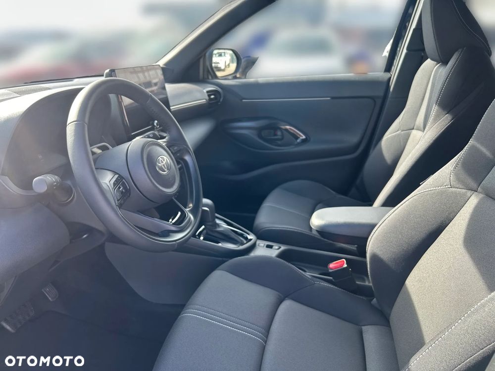 Toyota Yaris Cross Hybrid 1.5 Style - 17