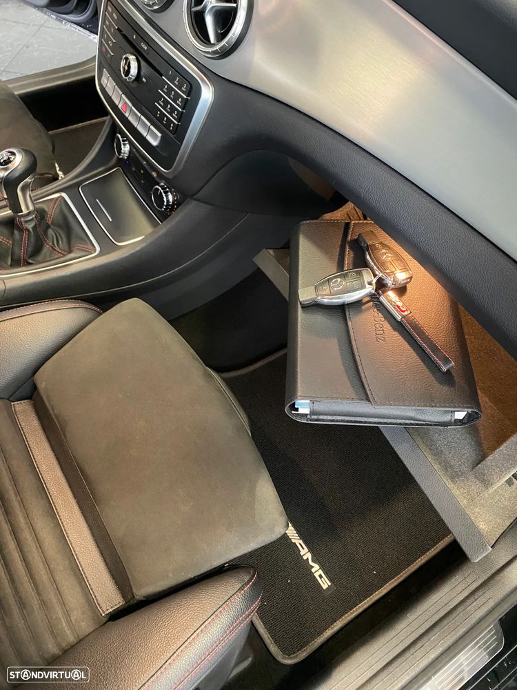 Mercedes-Benz CLA 180 (CDI) d AMG Line - 24