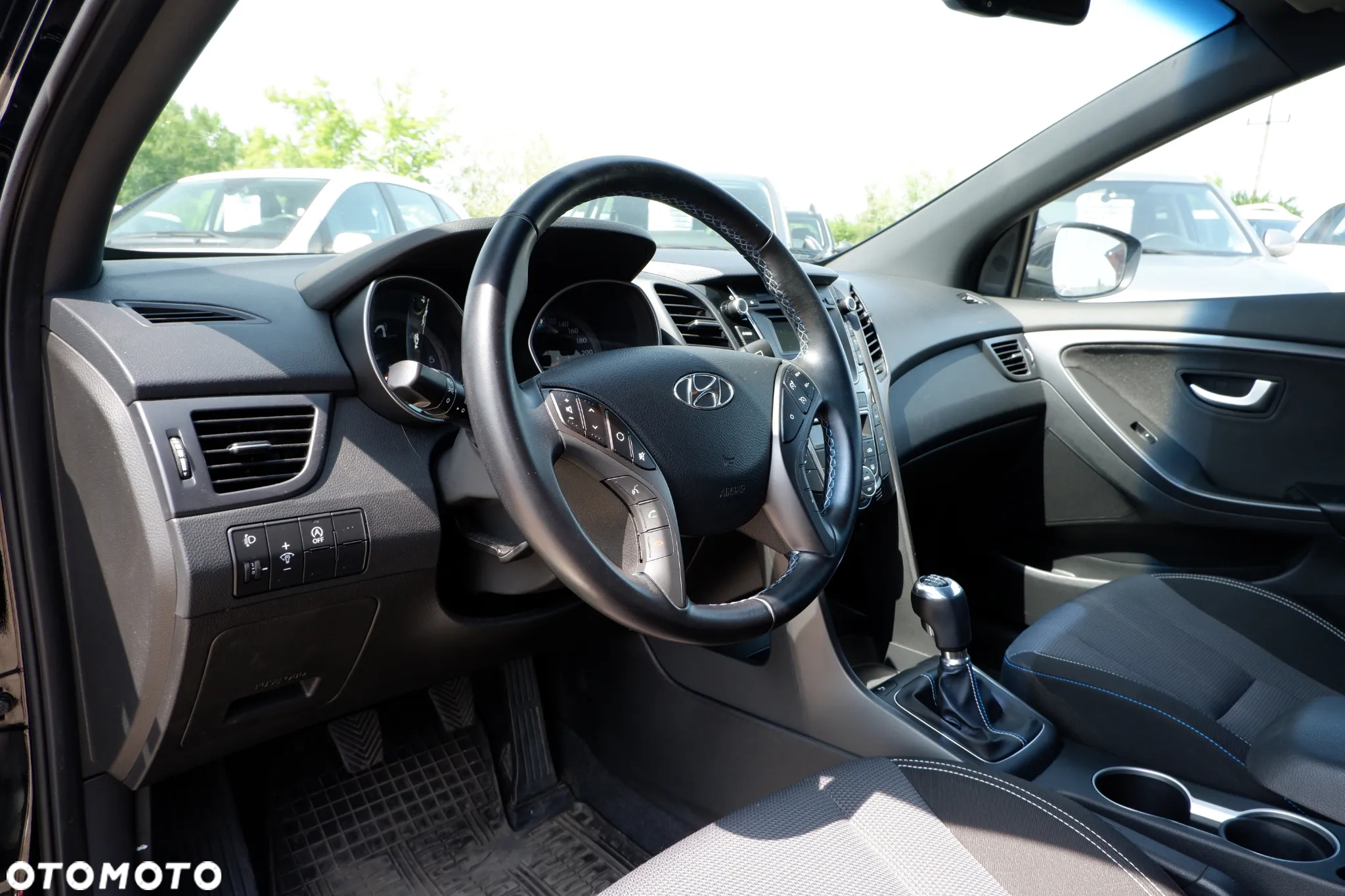 Hyundai i30 1.6 CRDi BlueDrive Go - 28