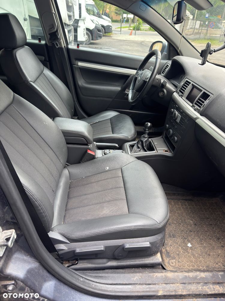 Opel Vectra - 8