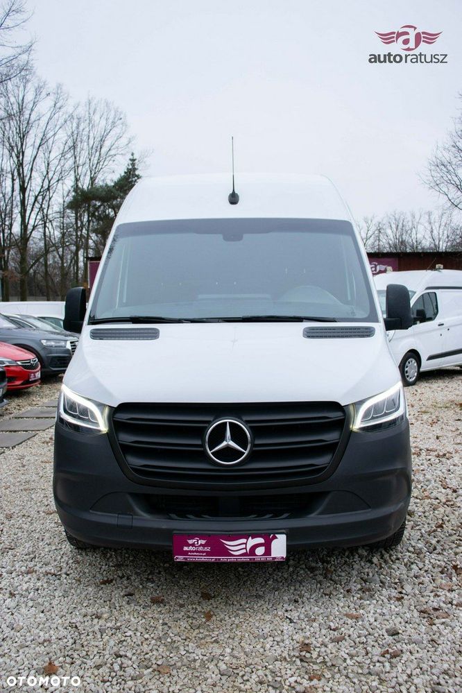 Mercedes-Benz Sprinter - 3