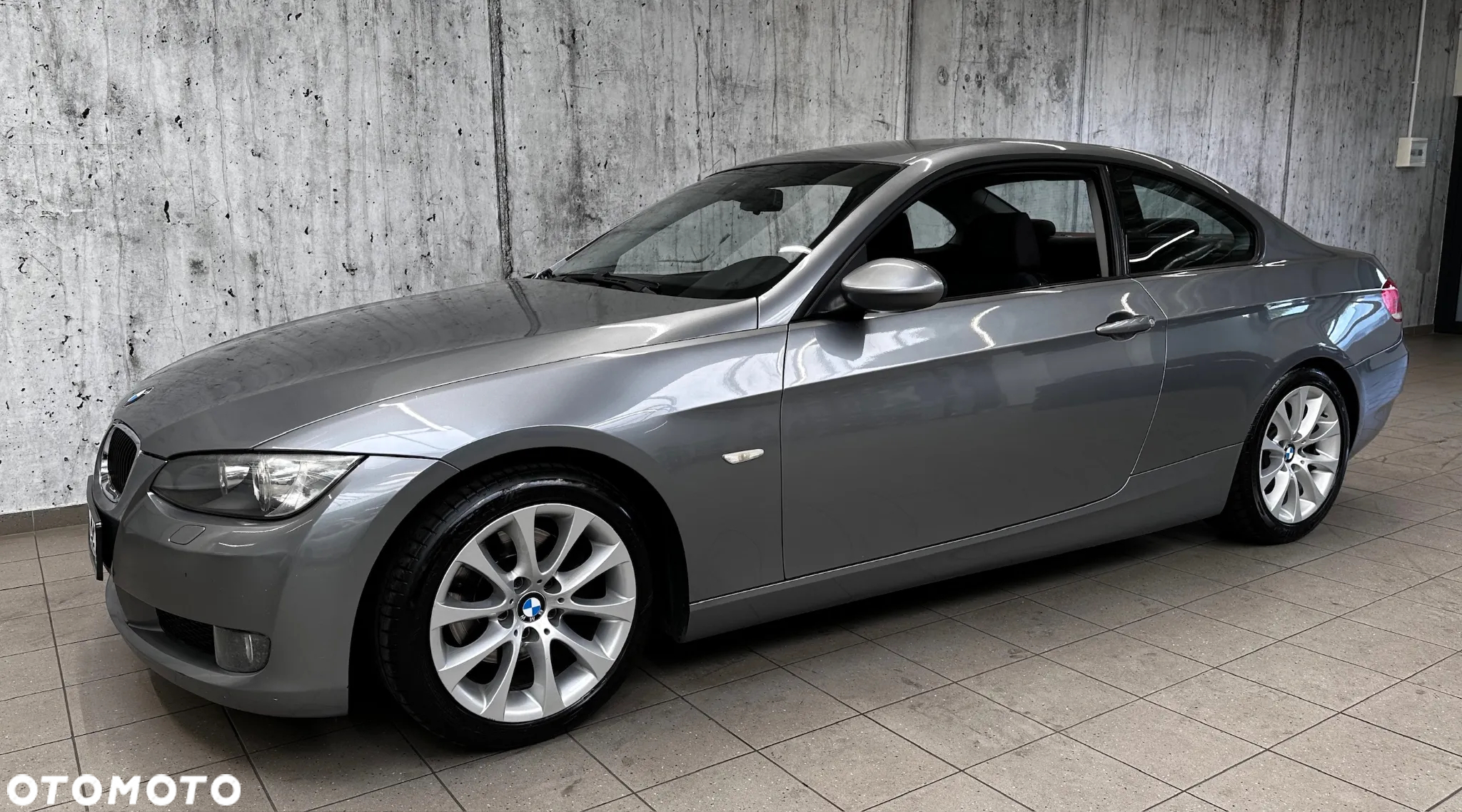 BMW Seria 3 320d Coupe - 2