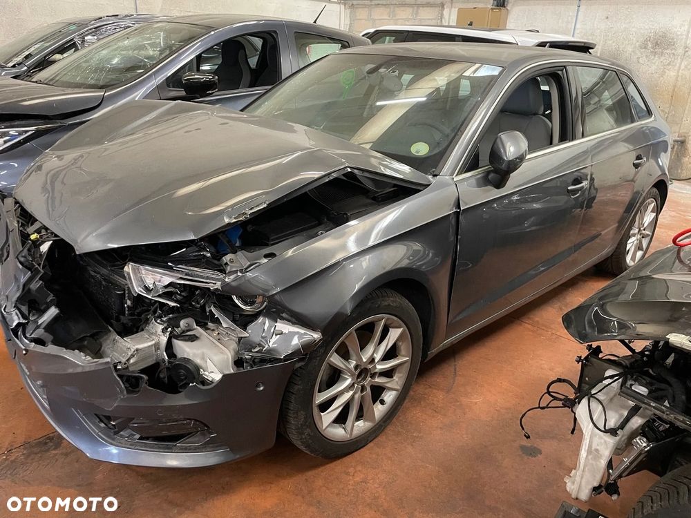 Audi A3 Sportback - 1