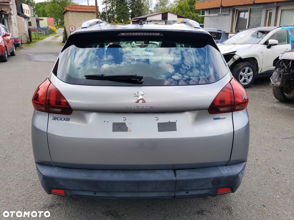 Peugeot 2008 1.2 Pure Tech Active S&S - 14