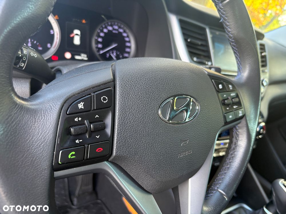 Hyundai Tucson 2.0 CRDI BlueDrive Comfort 2WD - 16