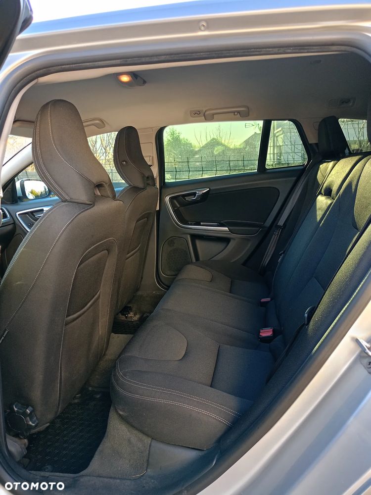 Volvo V60 - 12