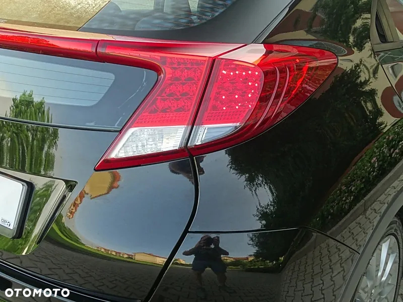 Honda Civic 1.4 i-VTEC Comfort Black Edition - 23
