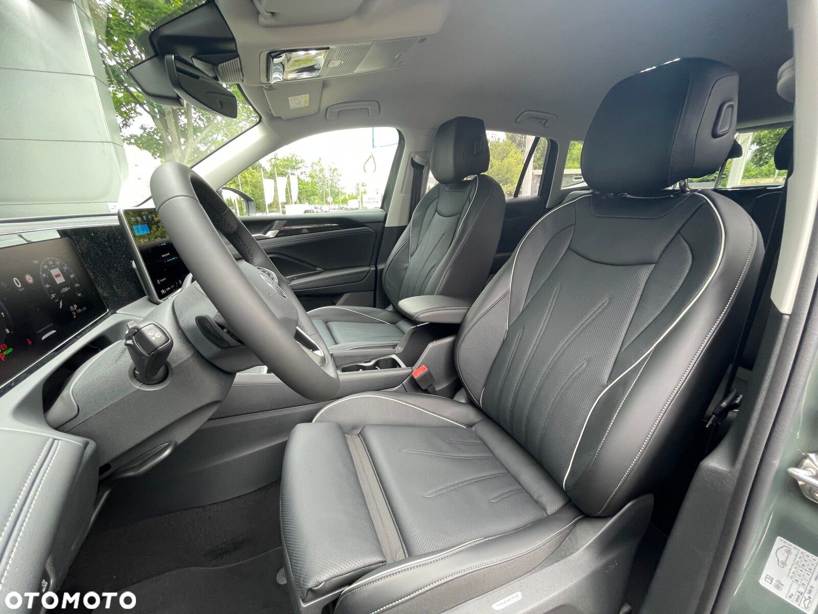 Volkswagen Tiguan - 24