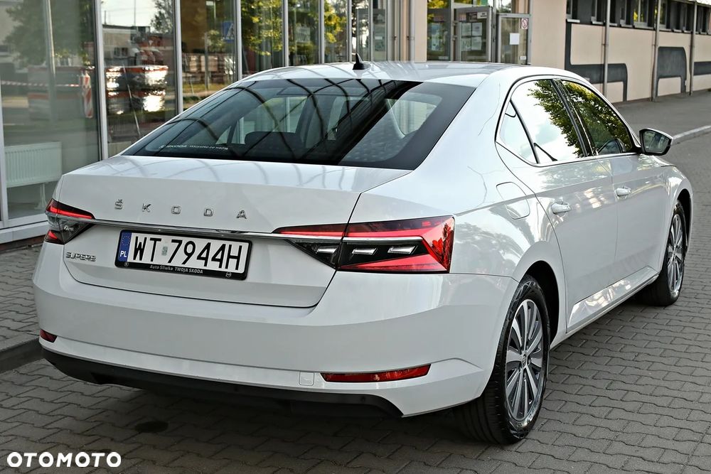 Skoda Superb 1.5 TSI Ambition DSG - 18