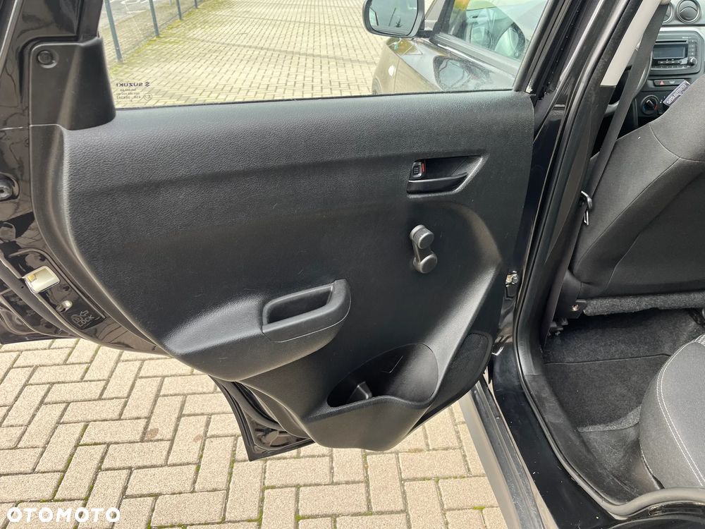 Suzuki Vitara 1.6 Comfort 2WD - 17