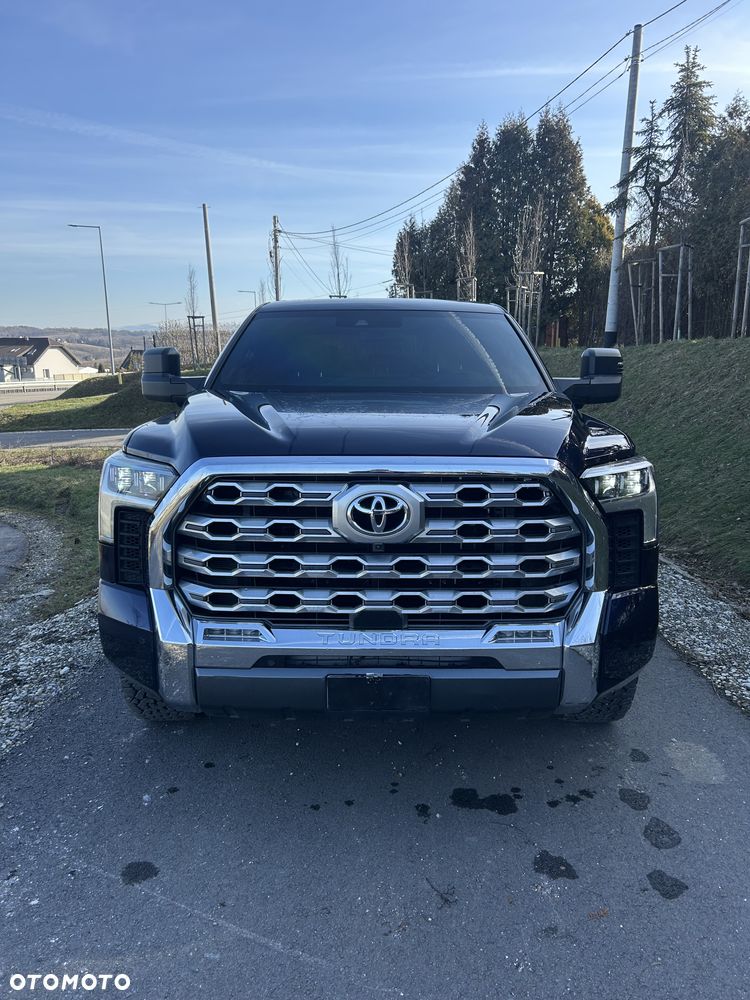 Toyota Tundra - 28