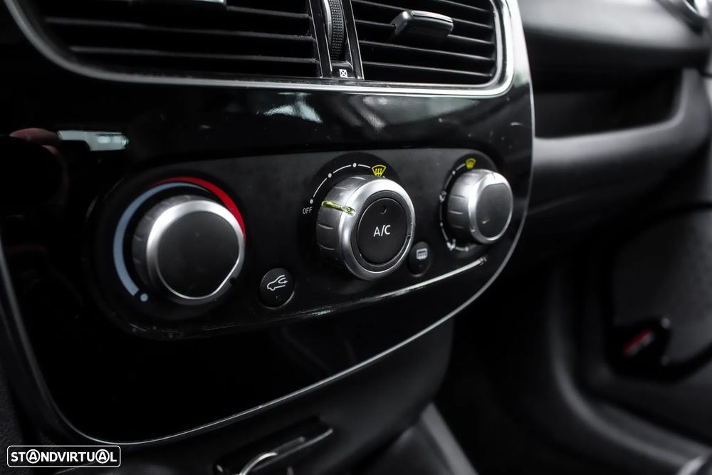 Renault Clio 1.5 dCi Zen - 14
