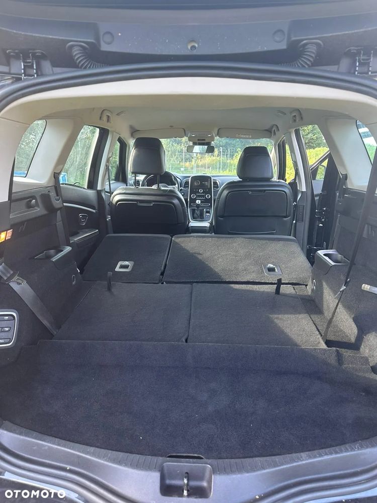 Renault Grand Scenic - 20