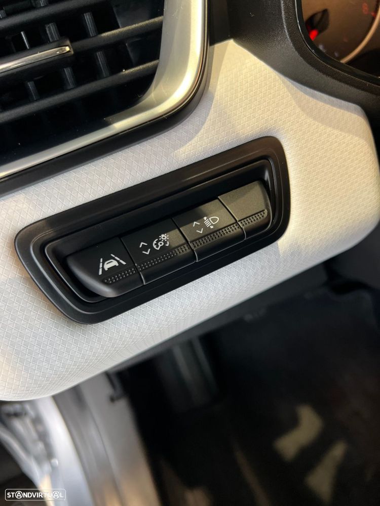 Renault Clio - 27