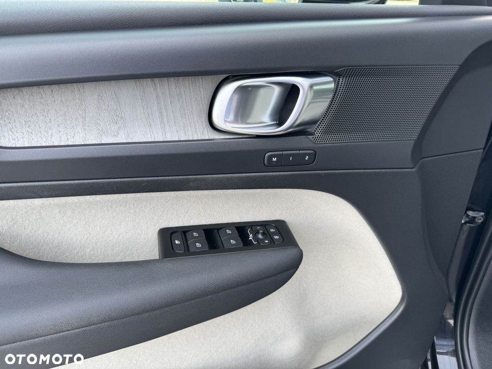 Volvo XC 40 T3 Inscription - 23