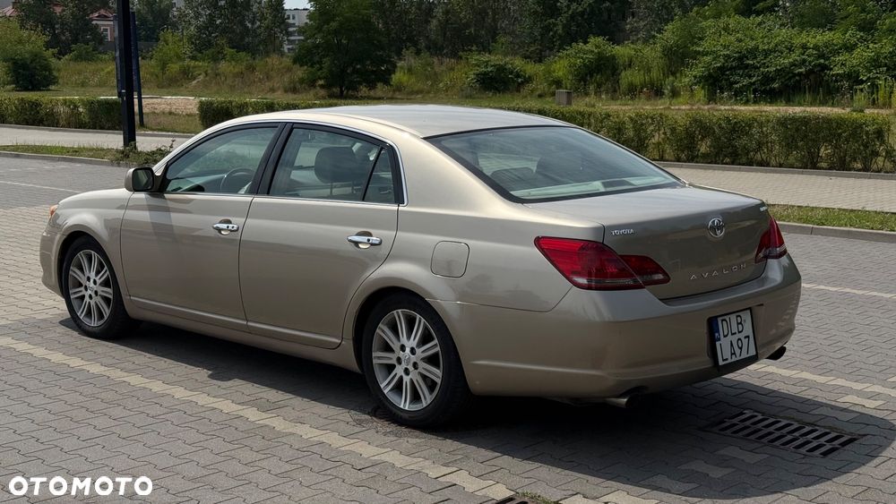Toyota Avalon 3.5 Limited - 6