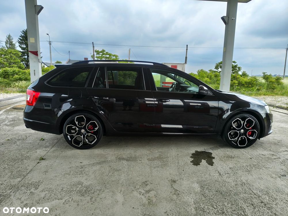 Skoda Octavia 2.0 TSI RS 230 DSG - 8