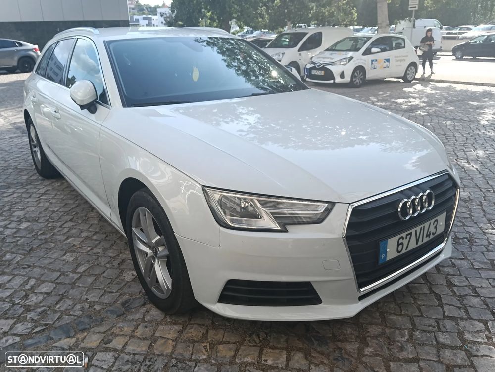 Audi A4 Avant 2.0 TDI Design S tronic - 4