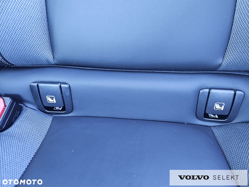 Volvo XC 60 - 32