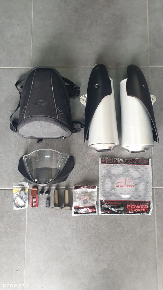 Ducati Monster - 12