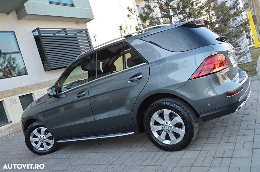 Mercedes-Benz GLE - 27