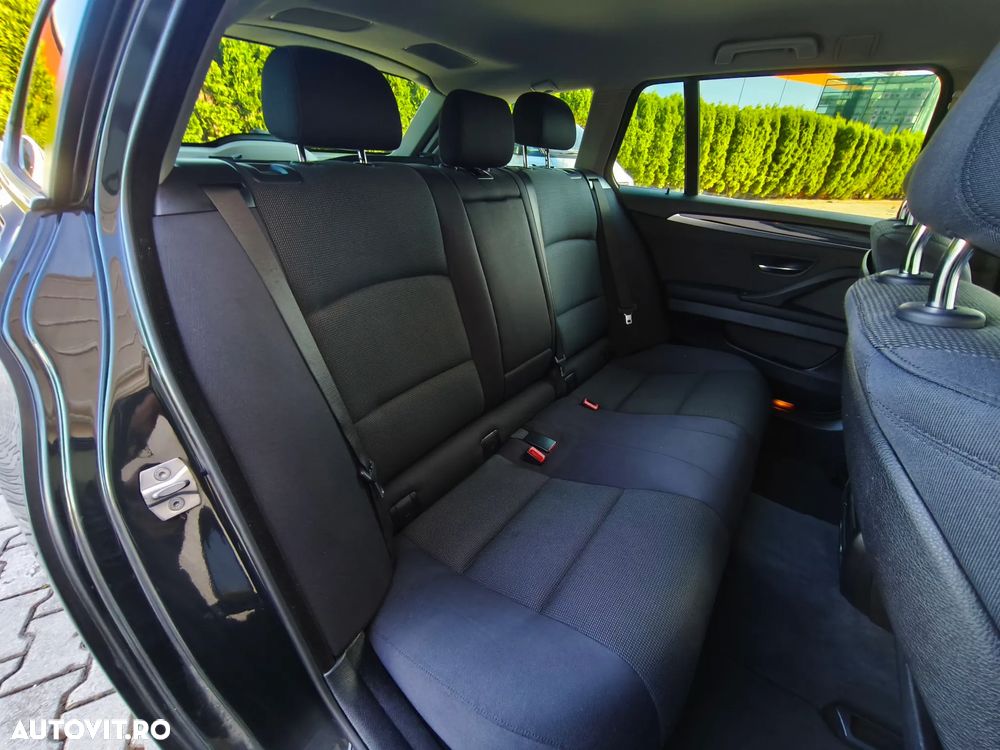 BMW Seria 5 520d Aut. - 9