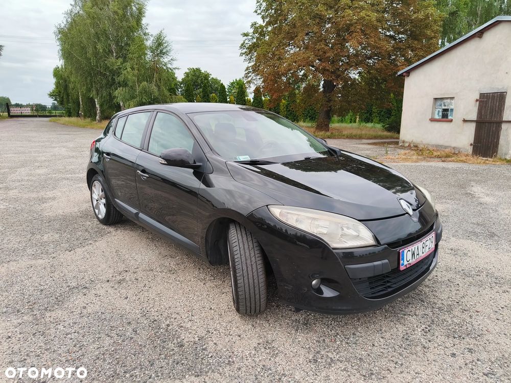Renault Megane dCi 110 FAP Paris - 2