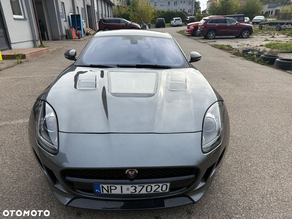 Jaguar F-Type - 11