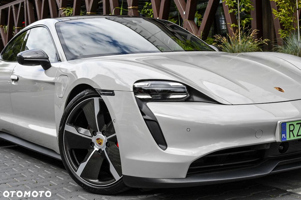 Porsche Taycan 4S Performance Plus - 7